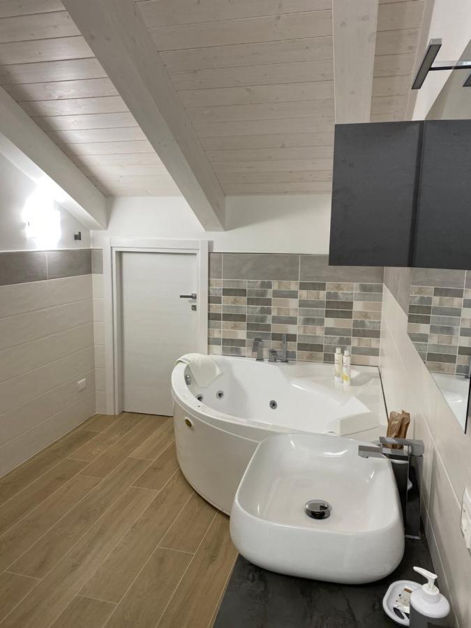 Villa Cilento Contemporary House Con Idromassaggio Jacuzzi Eboli Exterior foto